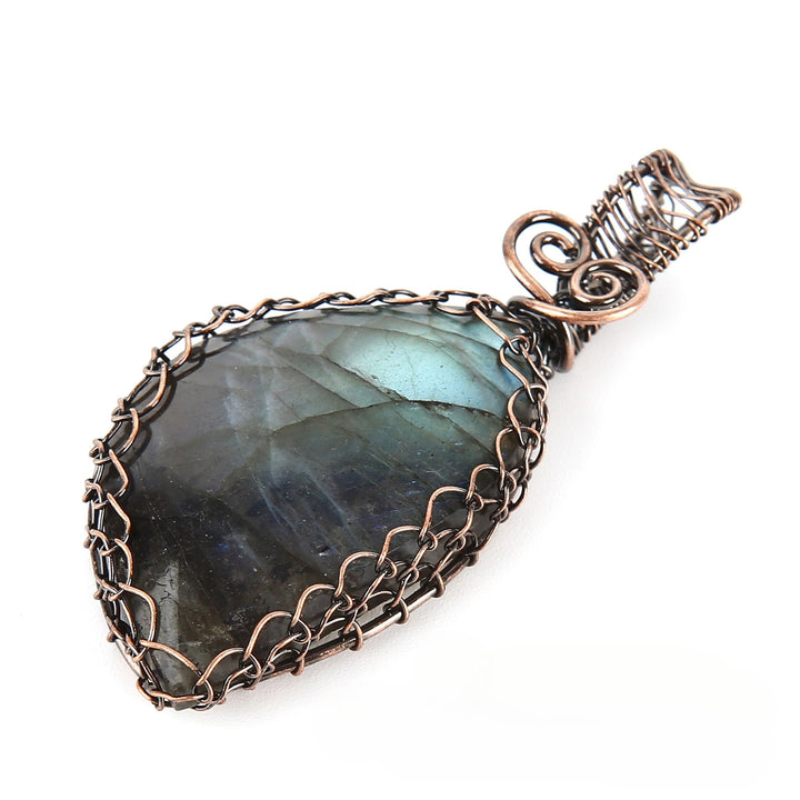 Handmade Labradorite Pendant - BuddhaEnergyHealing